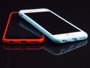 iphone with case